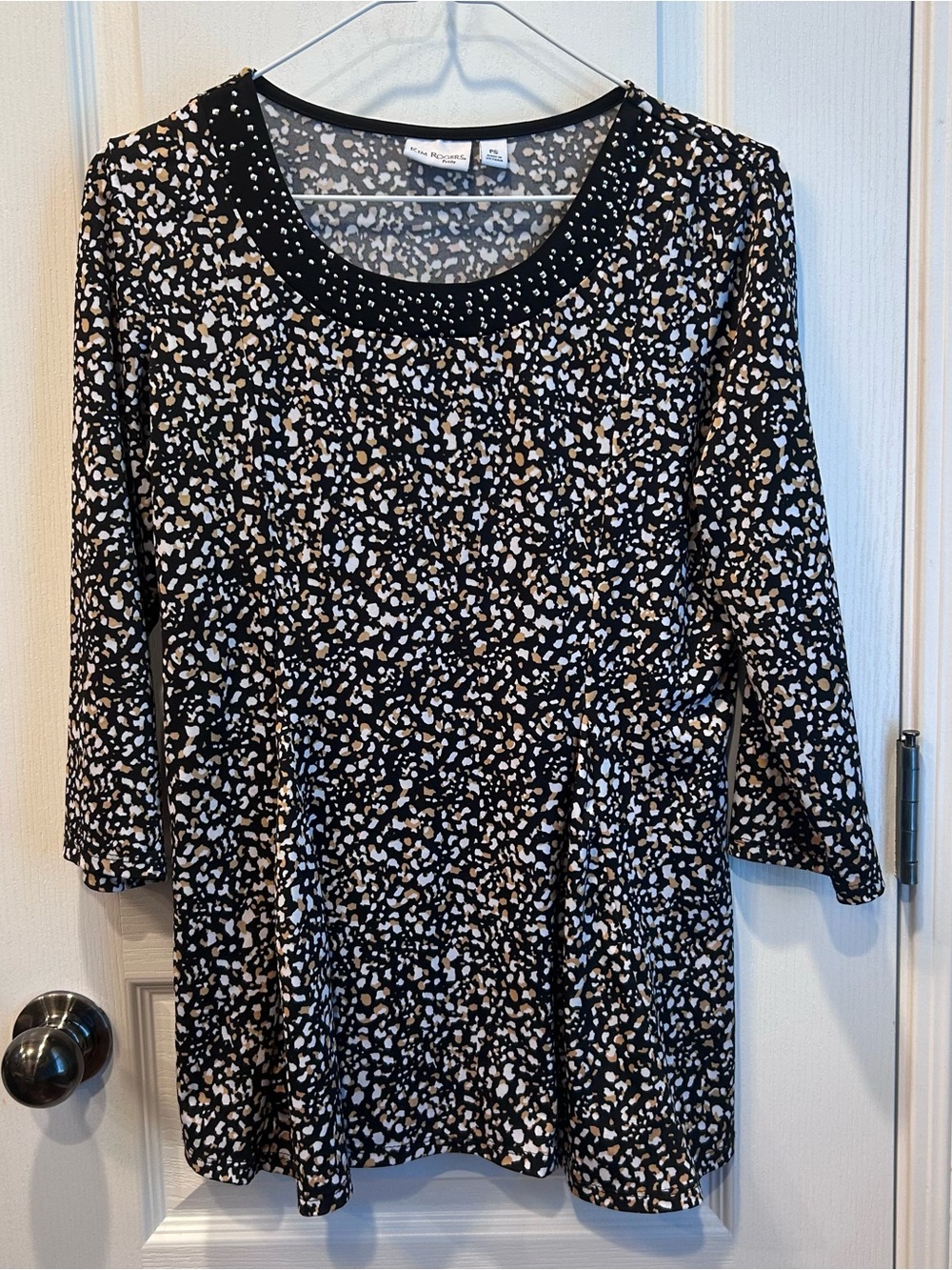 Kim Rogers Women’s Petite PS Abstract Black White Gold Studded Tunic Top 3/4